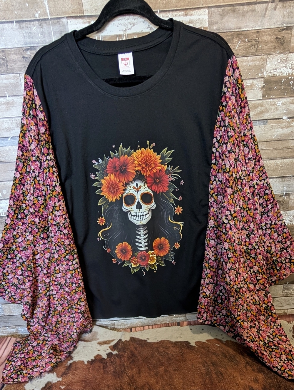 NWT Handcrafted Dia De Las Muertos Graphic W Boho Bat Wings Top